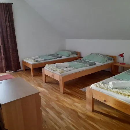 Anna Vendeghaz Vendégház Szeleste